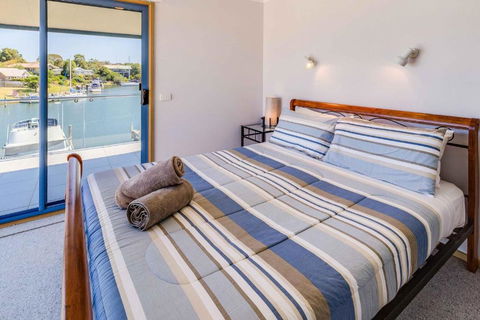Locanda Canal Frontage With Jetty - Timeshare Accommodation 5