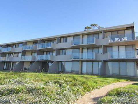 13 Harbourside 3 7 Soldiers Point Road Fantastic Waterfront Unit - Timeshare Accommodation 2