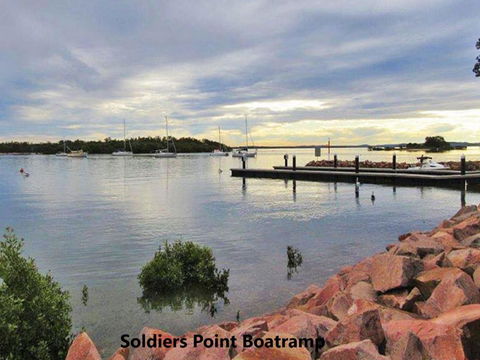 13 Harbourside 3 7 Soldiers Point Road Fantastic Waterfront Unit - Timeshare Accommodation 3