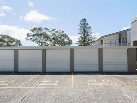 5 Casuarinas 33 Soldiers Point Road Superb Waterfront Unit - Timeshare Accommodation 1