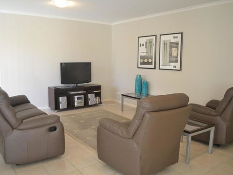 Beachside 4 With Airconditioning & Spa Bath - Timeshare Accommodation 4