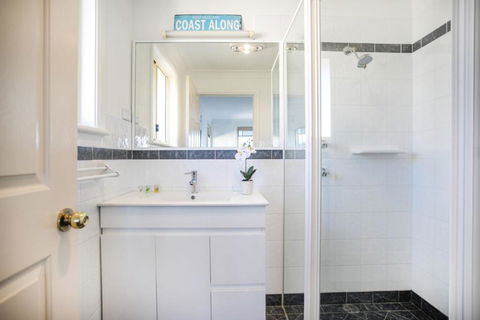 58 Seaview St. Summer Days - Timeshare Accommodation 2