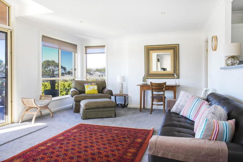 58 Seaview St. Summer Days - Timeshare Accommodation 3