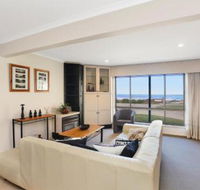Right on the Beach at Moana - Timeshare Accommodation