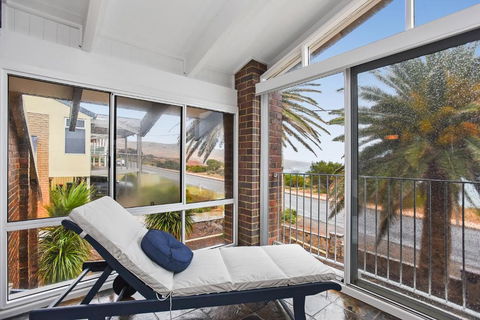 Palms On The Esplanade Sellicks Beach WiFi - Timeshare Accommodation 2