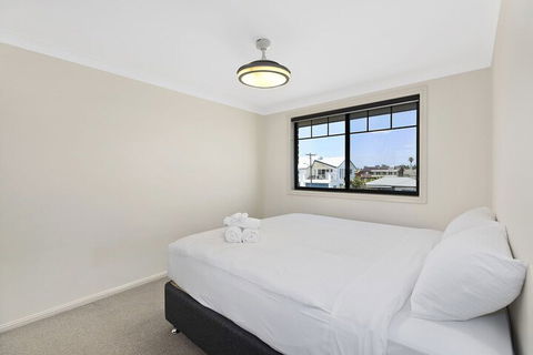 North Entrance Beach House - Timeshare Accommodation 2