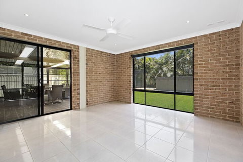 North Entrance Beach House - Timeshare Accommodation 7