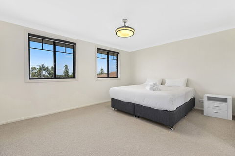 North Entrance Beach House - Timeshare Accommodation 6
