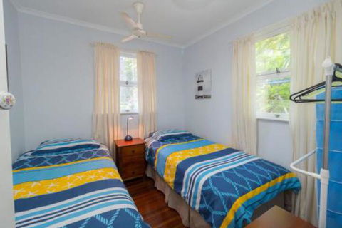 Lovely Torquay Cottage - Timeshare Accommodation 6