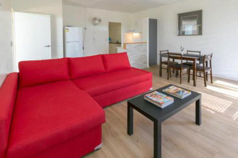 Blue Water Retreat Upstairs & Downstairs - Timeshare Accommodation 6