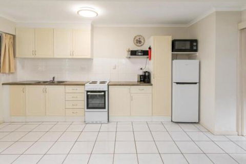 Comfy & Cosy Ground Floor Unit - Timeshare Accommodation 3