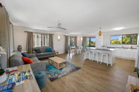 Comfy & Cosy (Upstairs) - Timeshare Accommodation 3