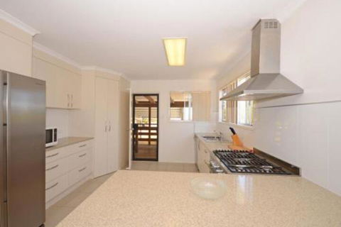 Holiday In Style Hervey Bay - Timeshare Accommodation 6