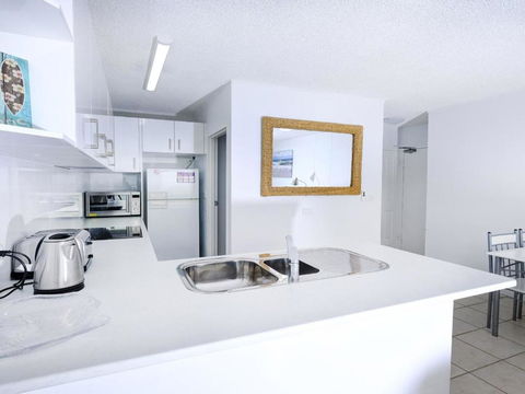 Ebbtide 2 On Main Beach! - Timeshare Accommodation 2