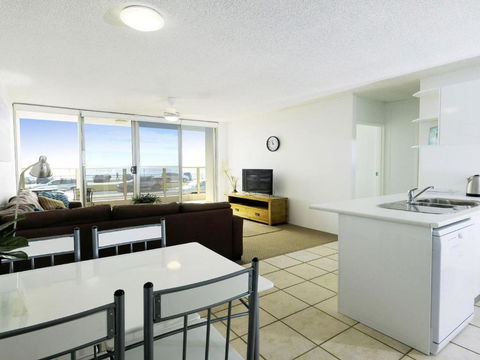 Ebbtide 2 On Main Beach! - Timeshare Accommodation 4
