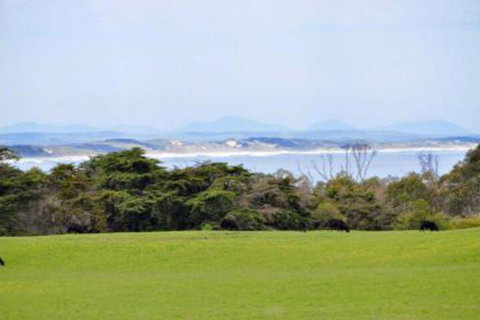 THE Lake House - Surf Side - Timeshare Accommodation 4