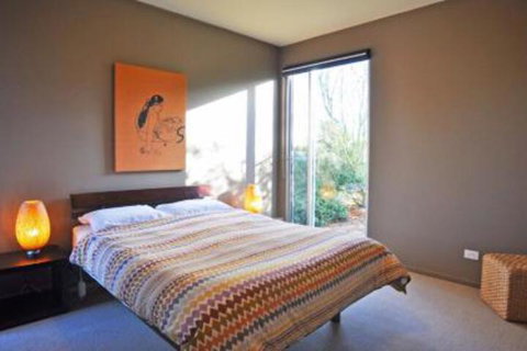 THE Lake House - Surf Side - Timeshare Accommodation 5