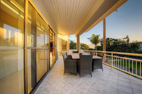 BEACHSIDE MANOR Walk To The Beach - Timeshare Accommodation 2