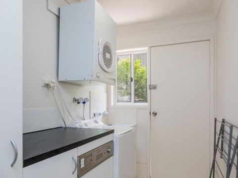 Lovely Modern Villa Amidst Peaceful Surroundings - Timeshare Accommodation 5