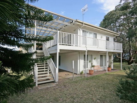 Matron 17 Narrawallee - Timeshare Accommodation 6