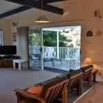 Wonky Pine Beach House NARRWALLEE 4 Bedroom - Timeshare Accommodation 1