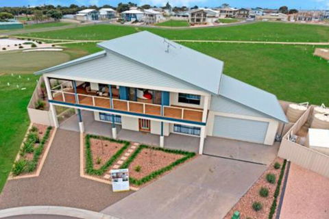 Gizmos Retreat - Timeshare Accommodation 7