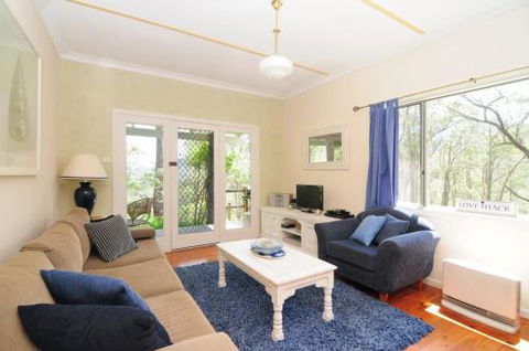 Love Shack 1 Bedroom Cosy Cottage! - Timeshare Accommodation 5