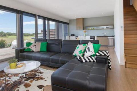 ST ANDREWS BEACH APARTMENT 4.01 - Timeshare Accommodation 0