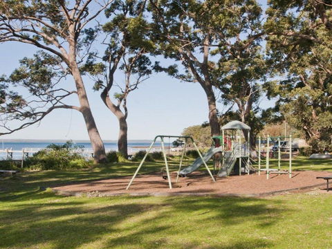 Crystal Blue Views Across The Bay - Timeshare Accommodation 6