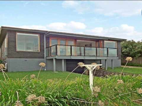Prime Position Across From Seven Mile Beach - Timeshare Accommodation 2