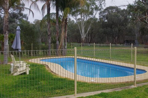 Deniliquin Pioneer Tourist Park - Timeshare Accommodation 4