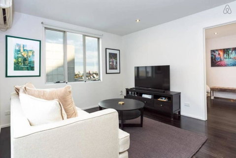 Penthouse At Graffiti Laneways & Top Restaurants - Timeshare Accommodation 5