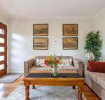 Spacious Bungalow5min walk to station5min to Box HillWiFiParking - Timeshare Accommodation