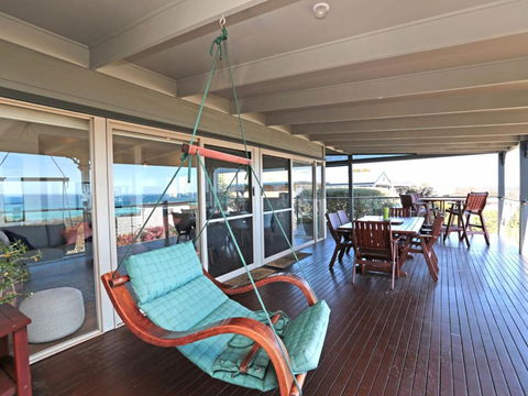 BAY VIEWS On MANNA DROMANA - Timeshare Accommodation 5