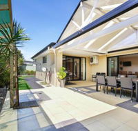 Sandy Bottom Pet Friendly 3 Min Walk to Beach