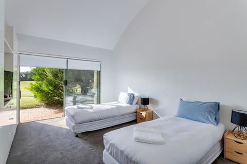 Cape Schanck Golf Getaway - Timeshare Accommodation 5