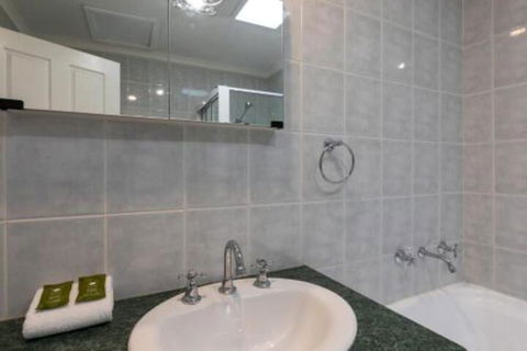 Laurens Place - Timeshare Accommodation 6