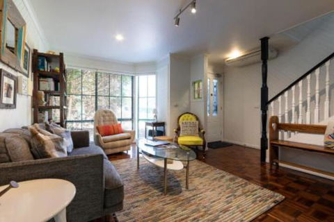 Laurens Place - Timeshare Accommodation 2