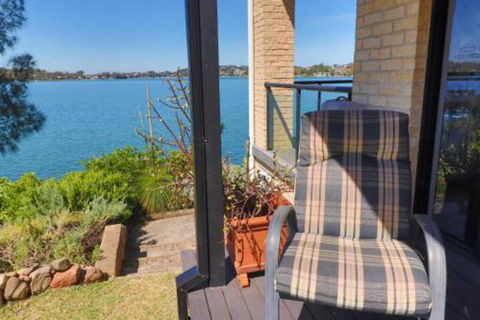Elysium Lakehouse - Timeshare Accommodation 4