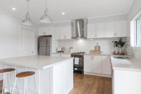 Coastal Luxury Retreat - Timeshare Accommodation 0