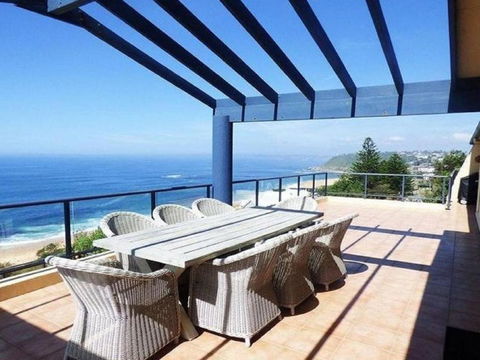 Cliff View 62 Forresters Beach Road - Timeshare Accommodation 5