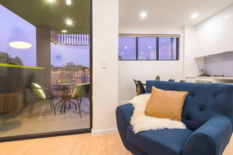 Canopy At 44 Minutes From The CBD Train & Cafes Wifi Nespresso Amenities - Timeshare Accommodation 5