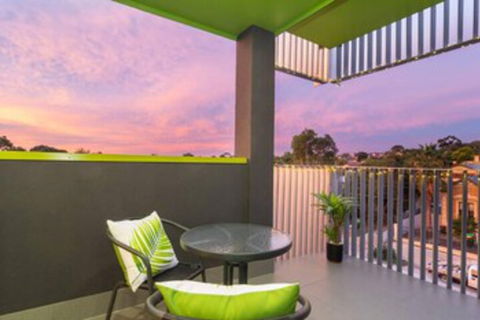 Canopy At 44 Minutes From The CBD Train & Cafes Wifi Nespresso Amenities - Timeshare Accommodation 0