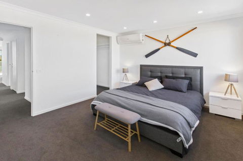 Captains Hideaway Jetty Berth & Pet Friendly - Timeshare Accommodation 6