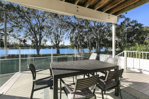 Stunning River House 51 Hilton Esplanade - Timeshare Accommodation 0