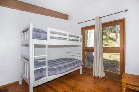 Surfers Ave 17 Narrawallee - Timeshare Accommodation 0