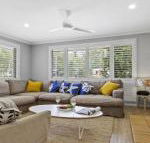 Pure Salt beach house with pool 300m to beach