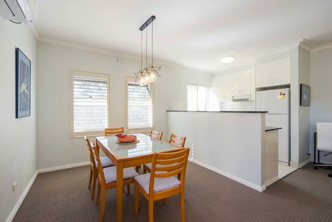 Home Away From Home Parramatta - Timeshare Accommodation 4