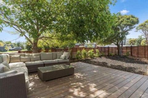 The Heart Of Cosmopolitan Mornington - Timeshare Accommodation 7