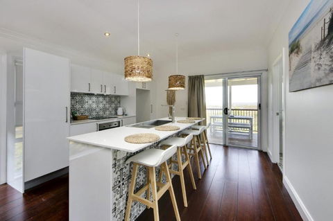 Coastal Hideaway - Timeshare Accommodation 2